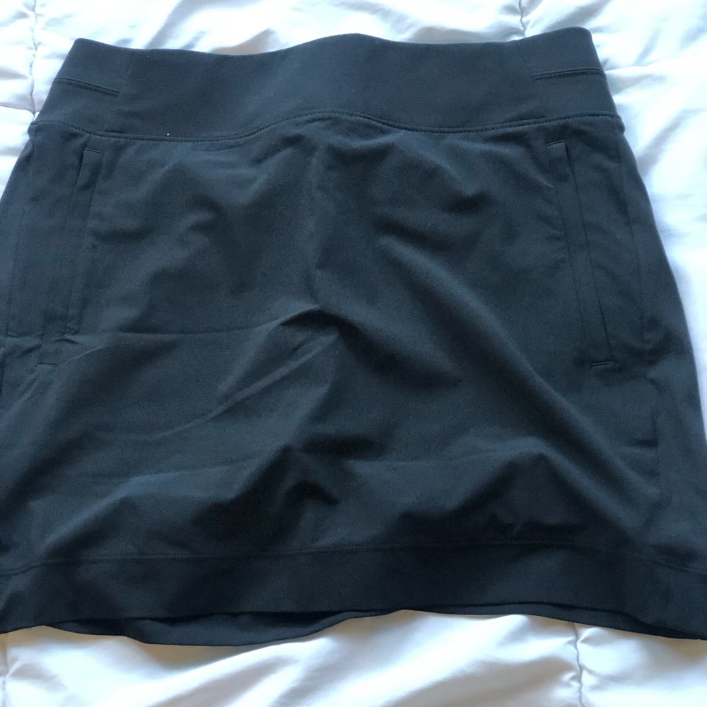 Athleta Black Performance Skort